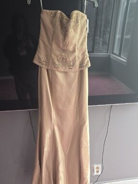 Jessica McClintock Strapless Embroidered Dress in Champagne Gold